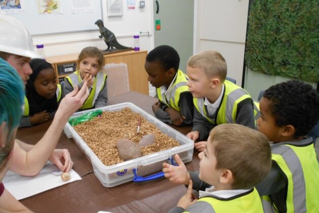 Primary school pupils become dinosaur experts at Bristol Museum & Art Gallery