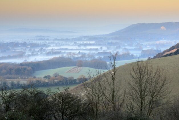 National Trust forced into green spaces U-turn as public flout Covid-19 guidelines