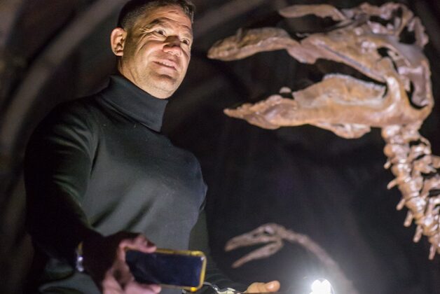 Steve Backshall to host Oxford University Museum of Natural History escape room fundraiser
