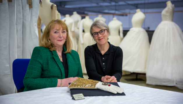 Fashion Museum moves collection to temporary home prior to relocation