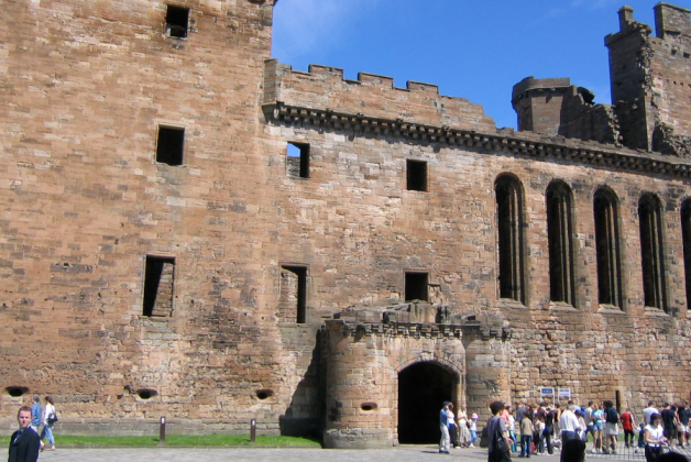 Linlithgow Palace launches audio guide in Scots language