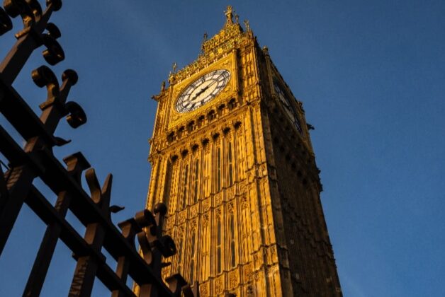 Elizabeth Tower becomes first conservation project vying for top architecture award