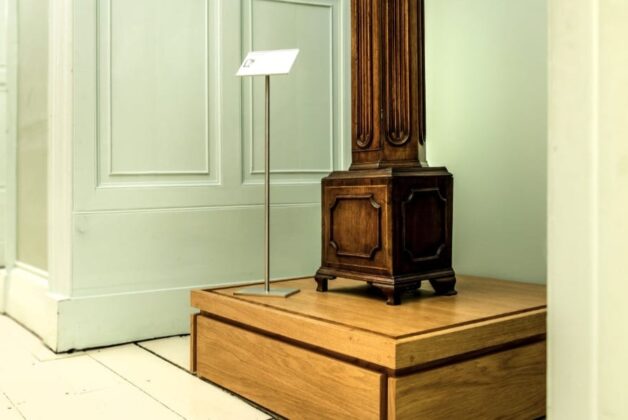 How Exhibition Signage Enhances the Visitor Experience